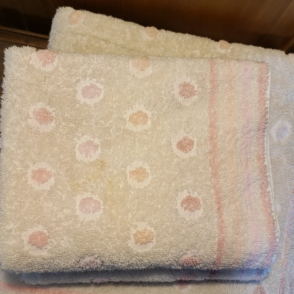 Fieldcrest Vintage Cotton Bath & Hand Towels